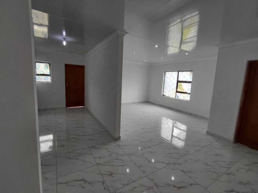 3 Bedroom Property for Sale in Paradise Beach Eastern Cape